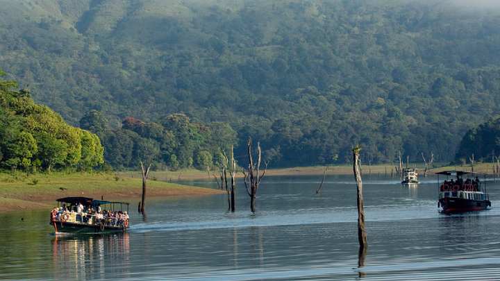 Boating_thekkady